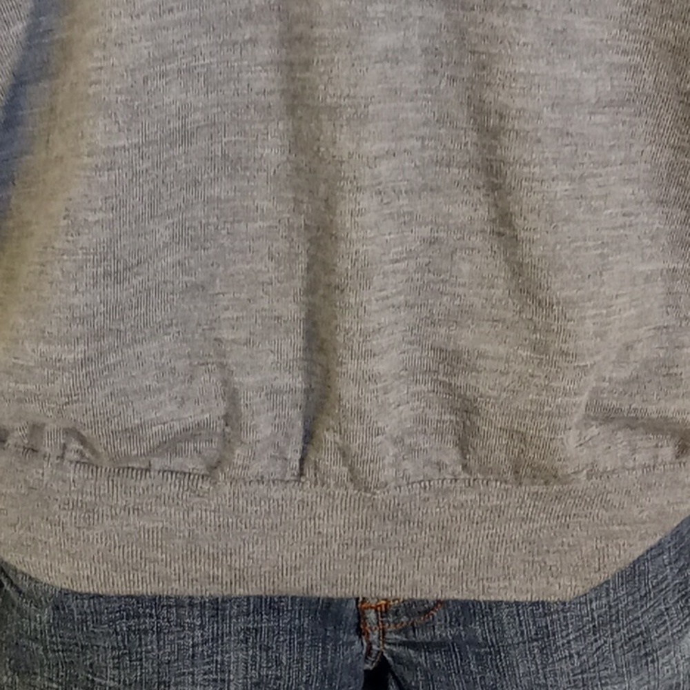 Banana Republic gray merino wool sweater Size Medium - Picture 7 of 8